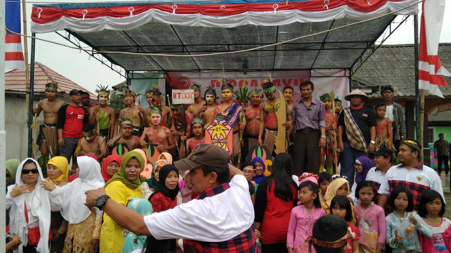 VLOG Meriahnya Karnaval HUT RI ke-72 di RW 08 Pondok Makmur